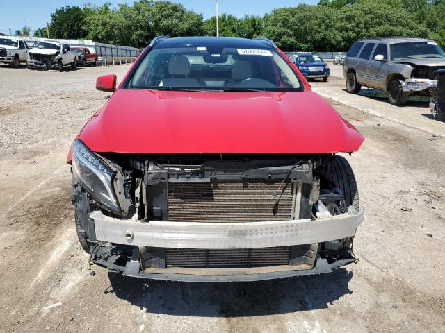 Паркетники MERCEDES-BENZ GLA-CLASS 2015 Красный