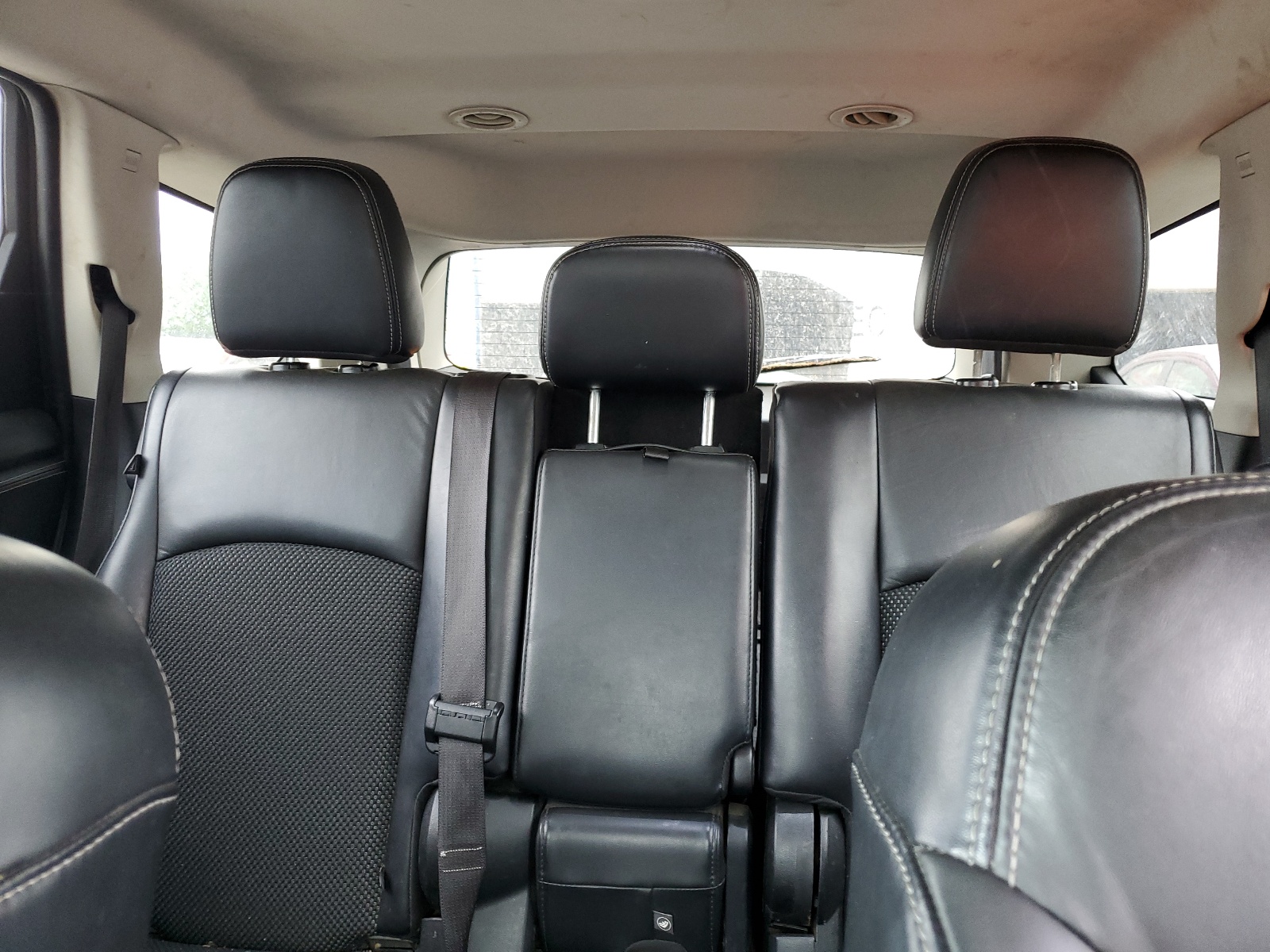 3C4PDDGGXJT430863 2018 Dodge Journey Crossroad