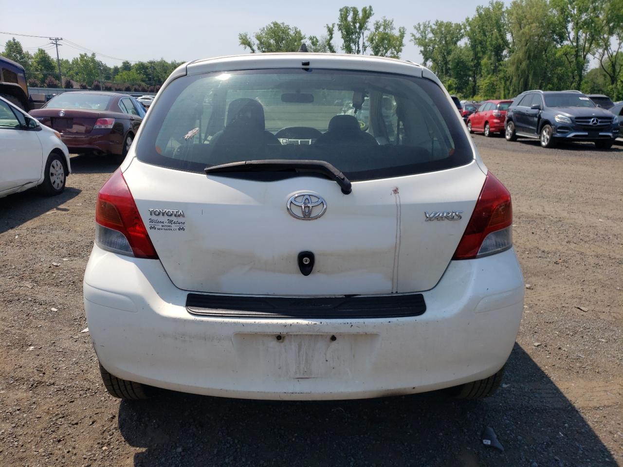 2009 Toyota Yaris VIN: JTDJT903495225855 Lot: 58939454