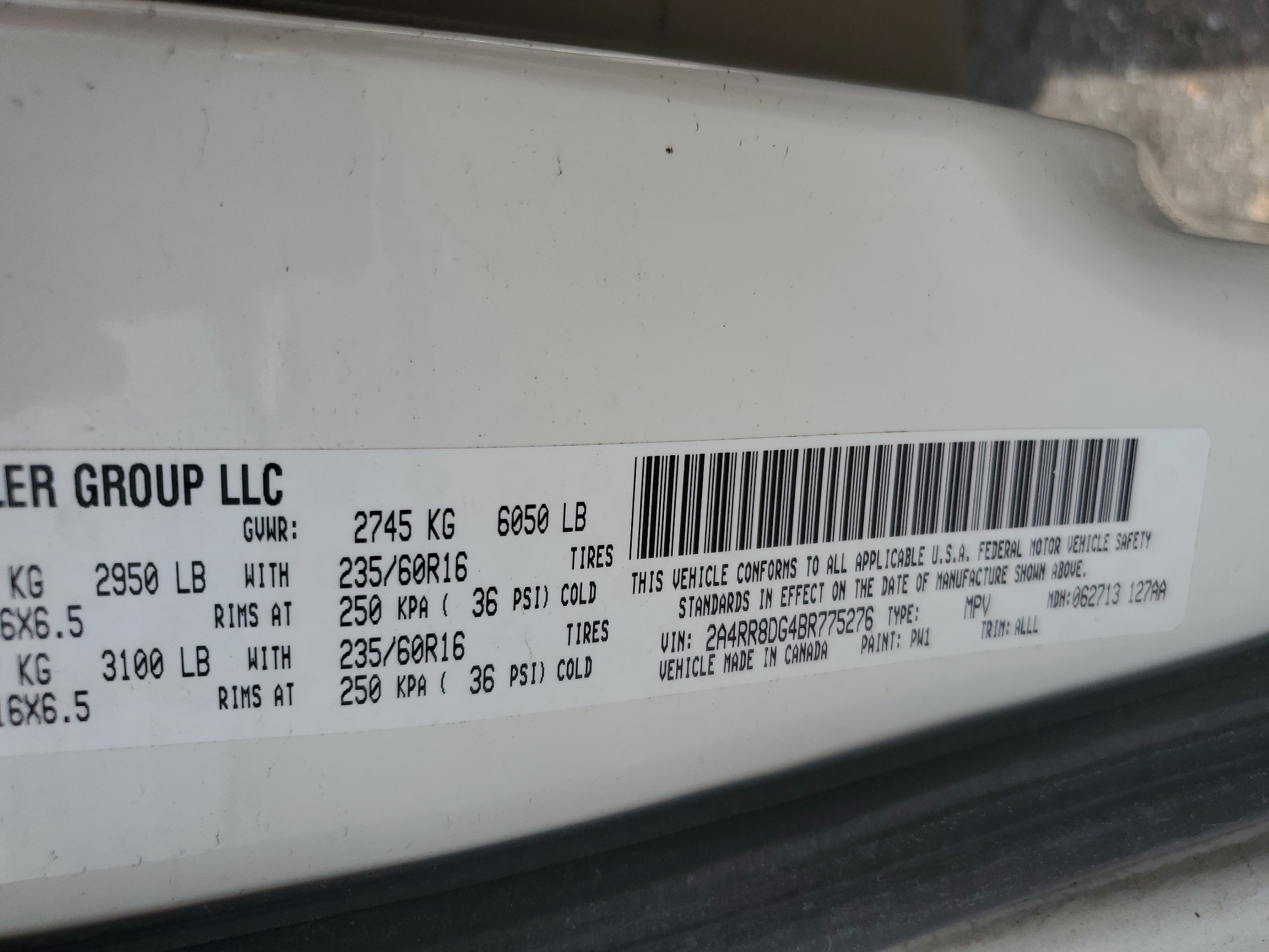 2A4RR8DG4BR775276 2011 Chrysler Town & Country Touring L