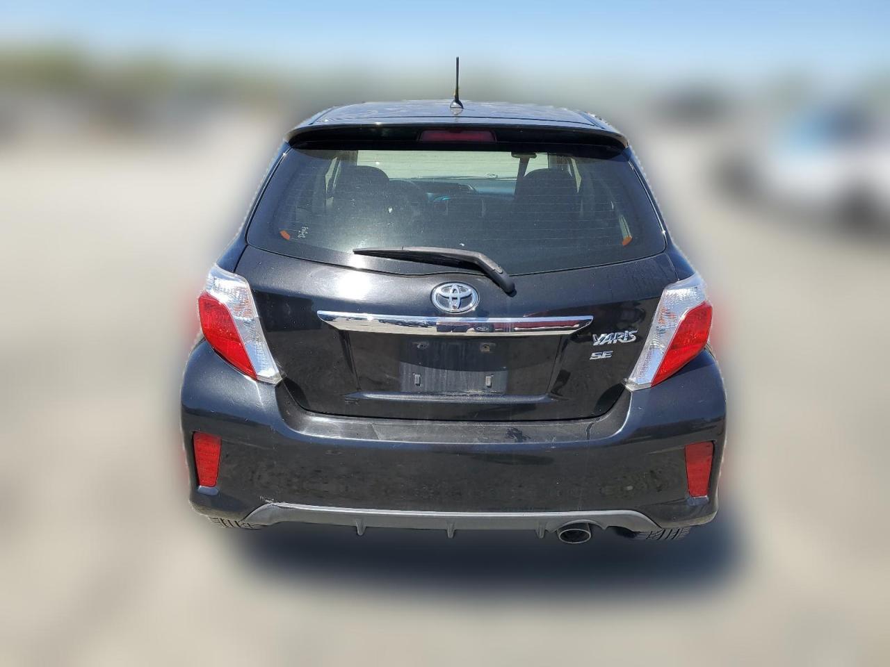 2012 Toyota Yaris VIN: JTDKTUD38CD517720 Lot: 51392454