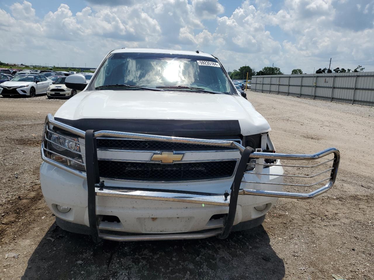 2011 Chevrolet Suburban - Image 5