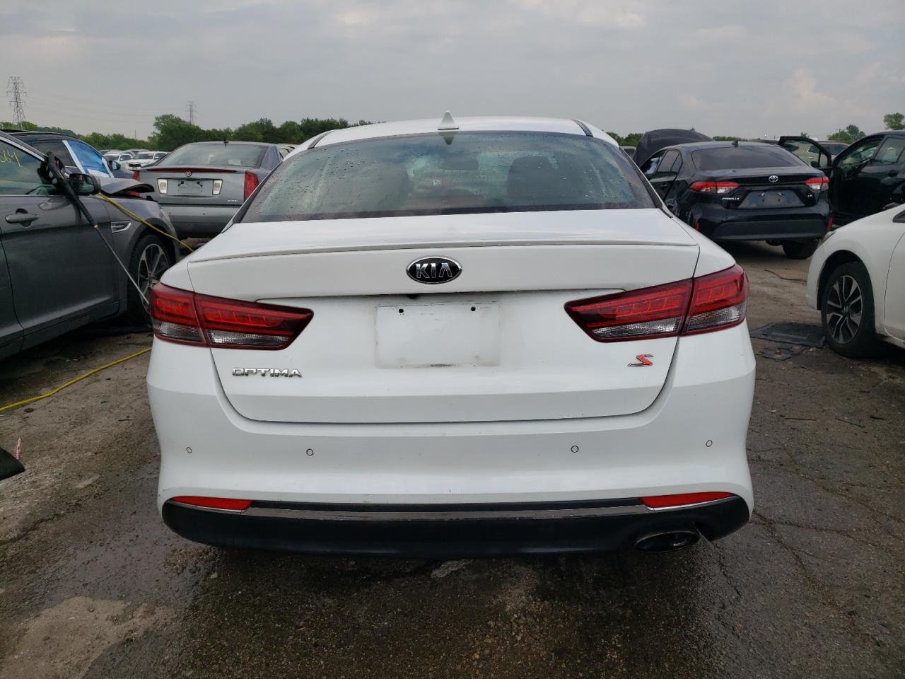 VIN 5XXGT4L35JG218115 2018 KIA OPTIMA no.6