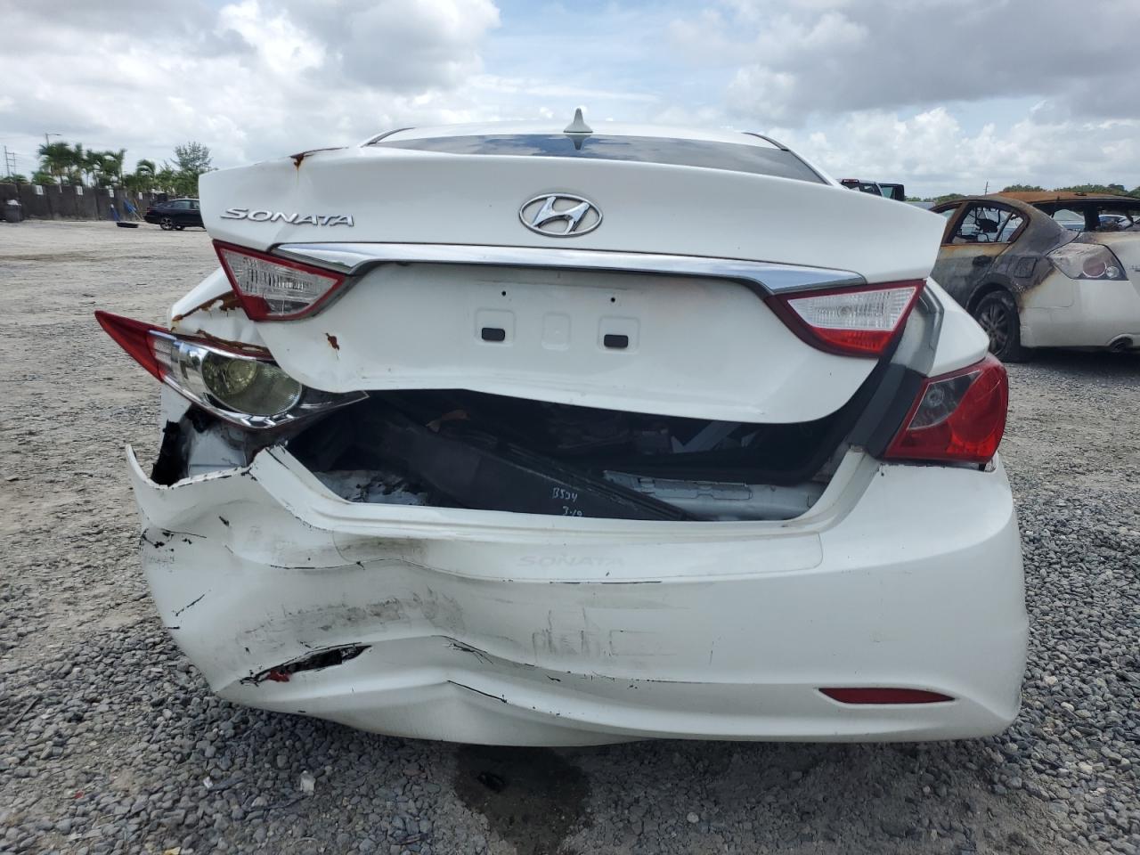 2013 Hyundai Sonata - Image 6