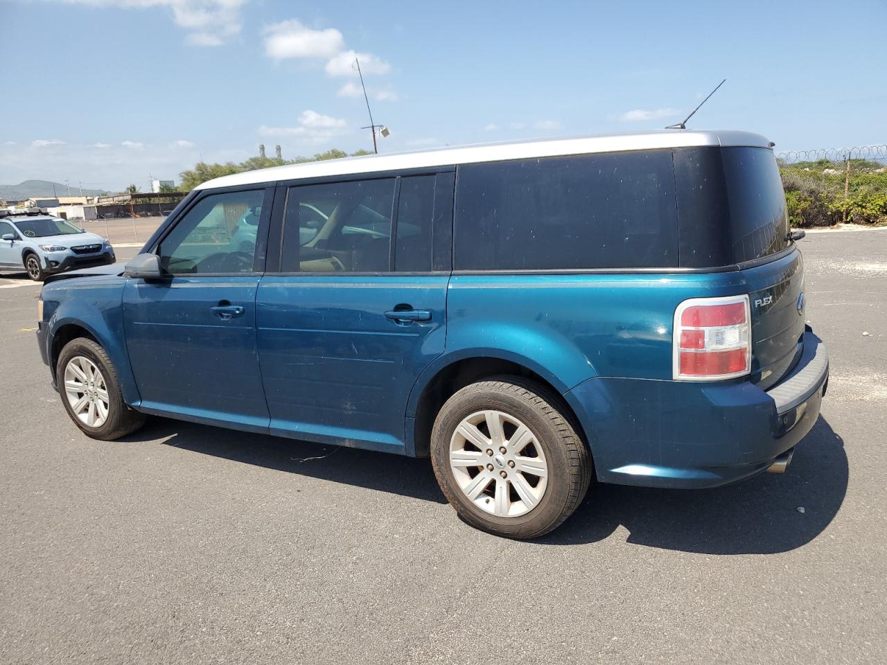 2011 Ford Flex - Image 2