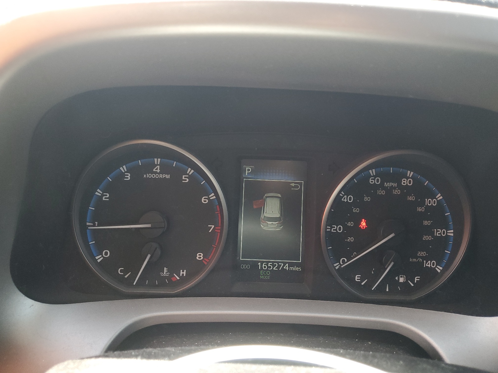 2T3RFREV8HW600223 2017 Toyota Rav4 Xle