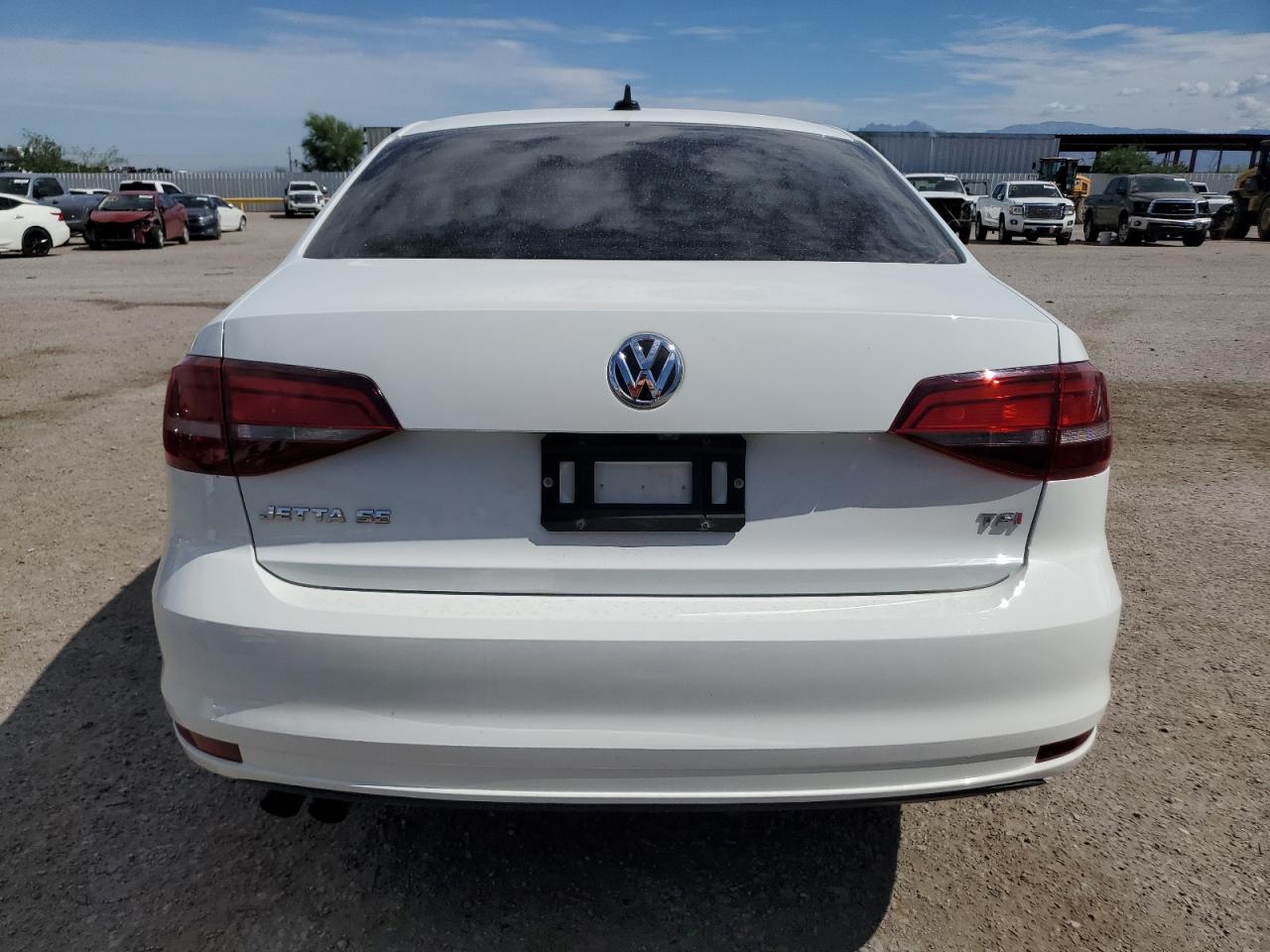 3VWDB7AJ1HM222242 2017 Volkswagen Jetta Se