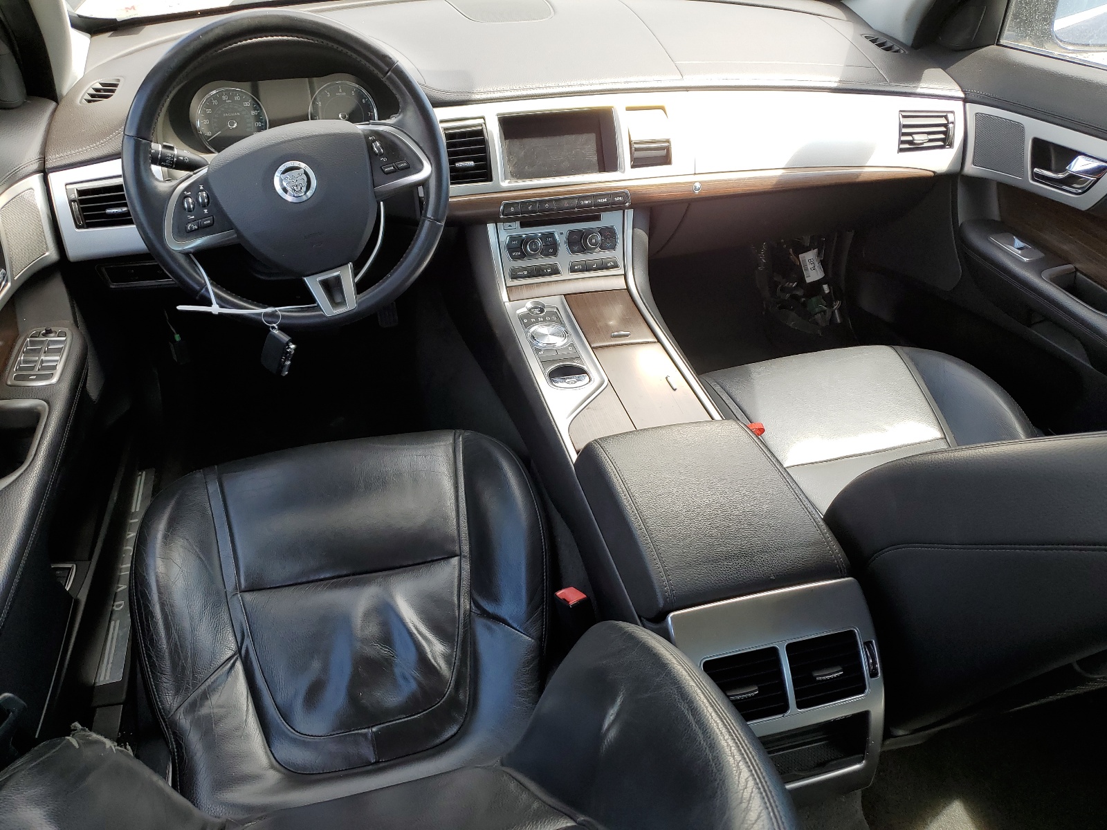 SAJWA0ES2DPS67141 2013 Jaguar Xf