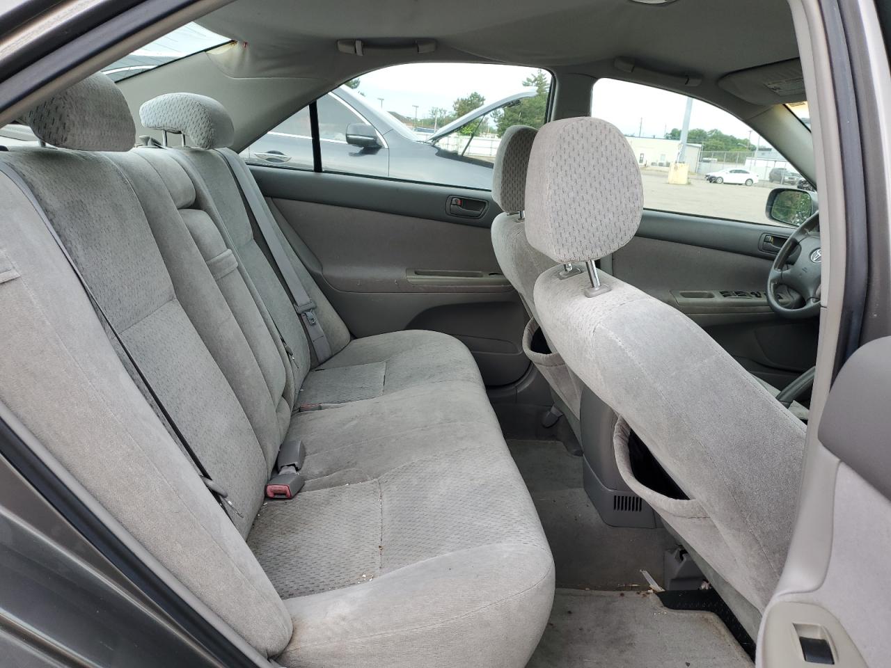 2004 Toyota Camry Le VIN: 4T1BE32K04U893761 Lot: 60637054