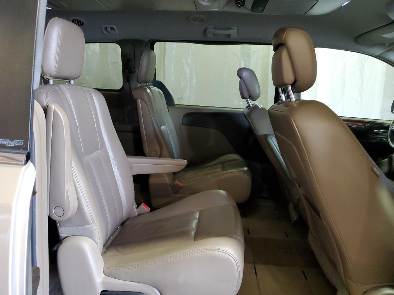 2014 Chrysler Town & Country Touring VIN: 2C4RC1BG8ER201690 Lot: 60935494