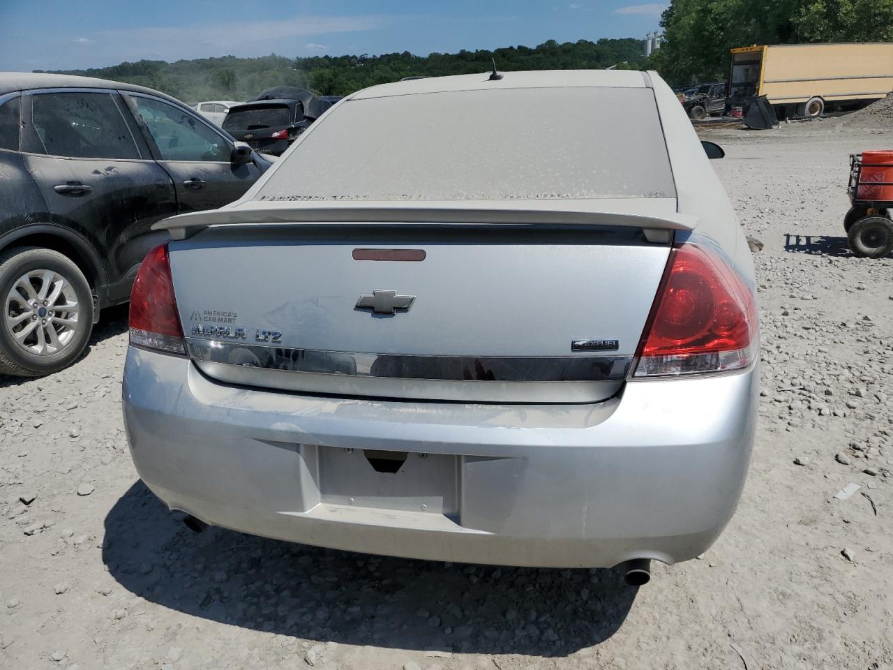 2G1WC5EM2B1114916 2011 Chevrolet Impala Ltz