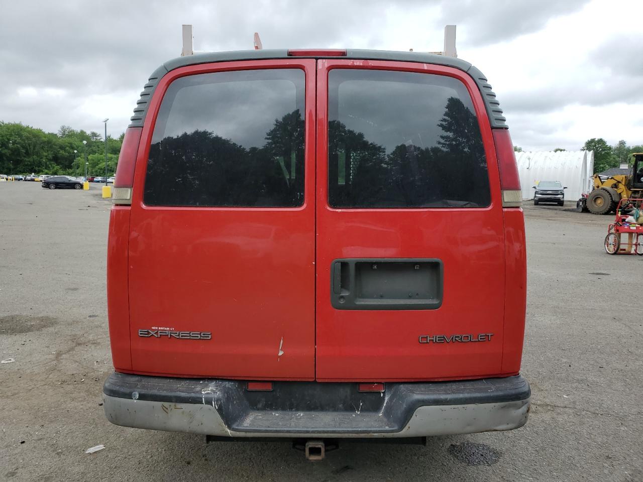 2000 Chevrolet Express G2500 VIN: 1GCGG25R9Y1215041 Lot: 56959394