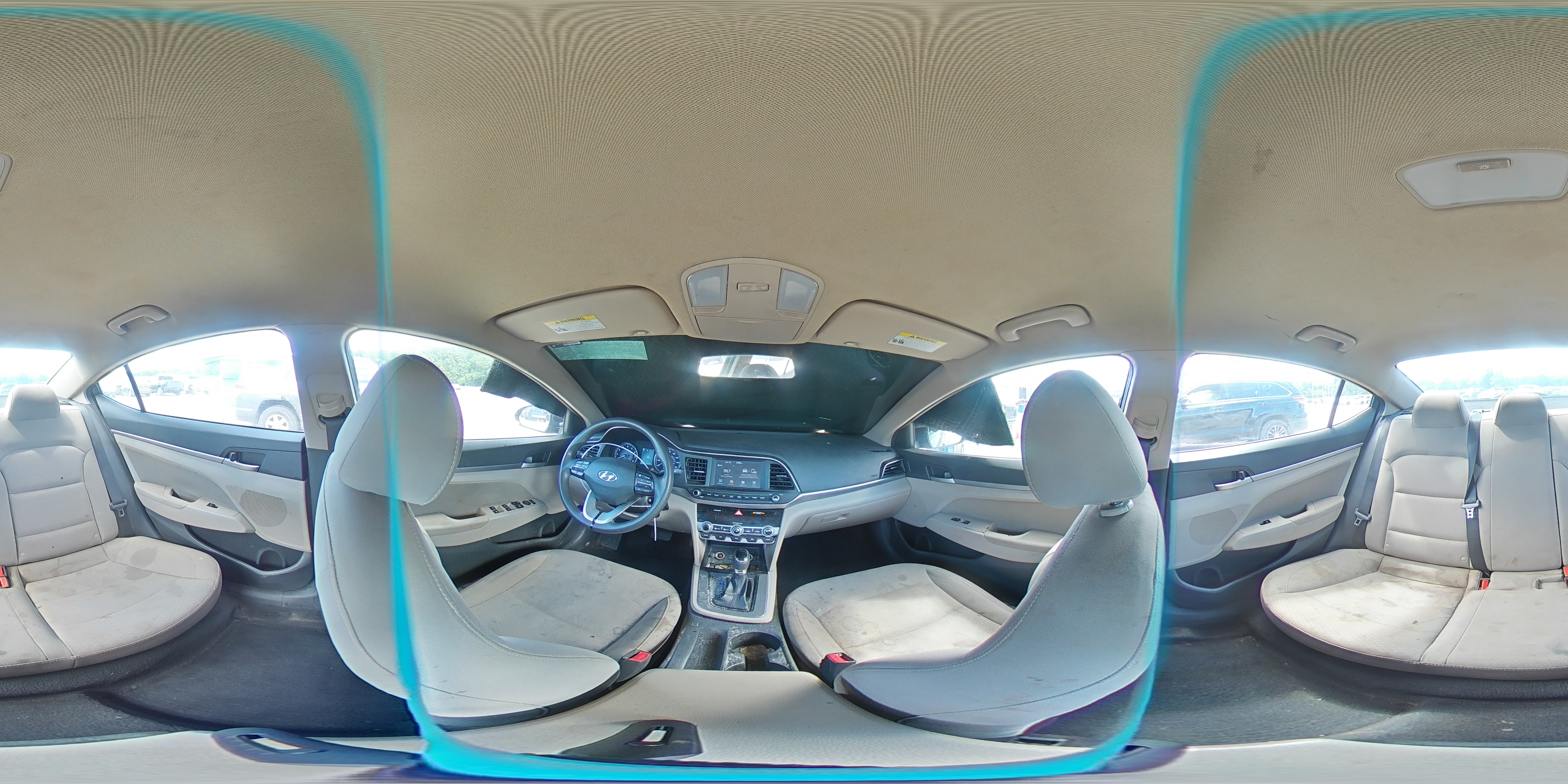 2020 Hyundai Elantra - Image 13