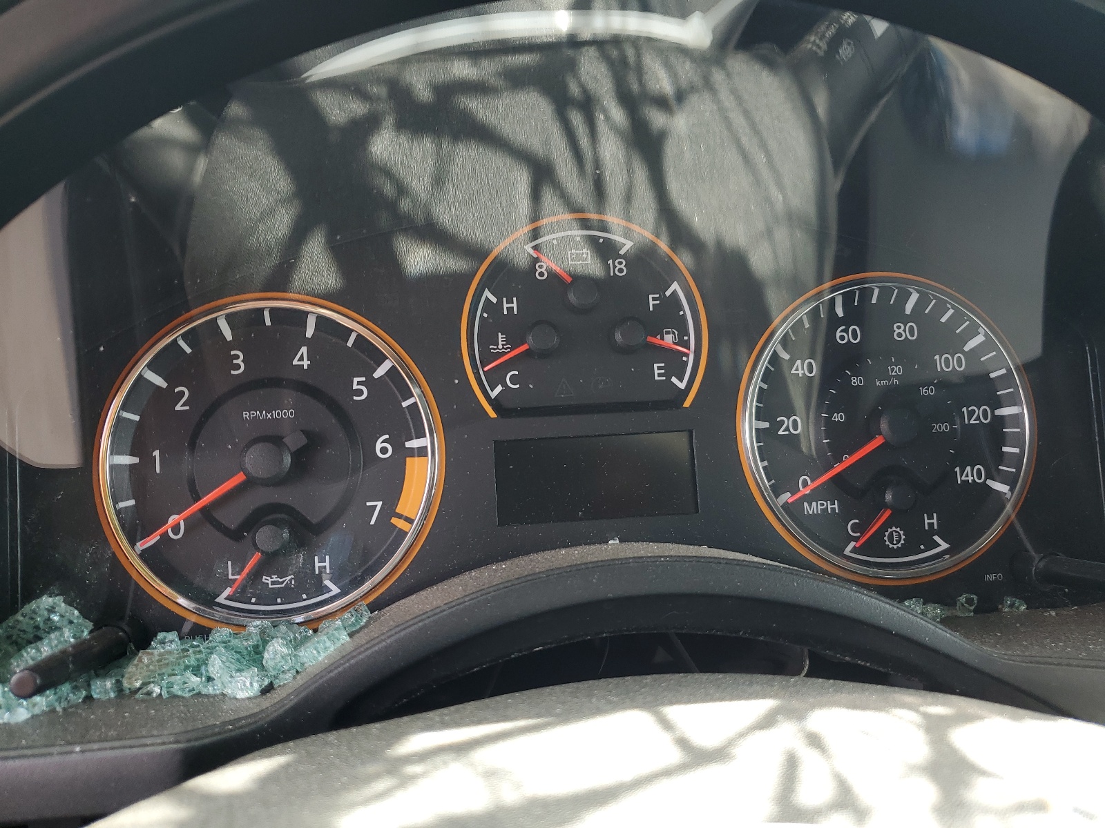 5N1BA0ND9BN619876 2011 Nissan Armada Sv