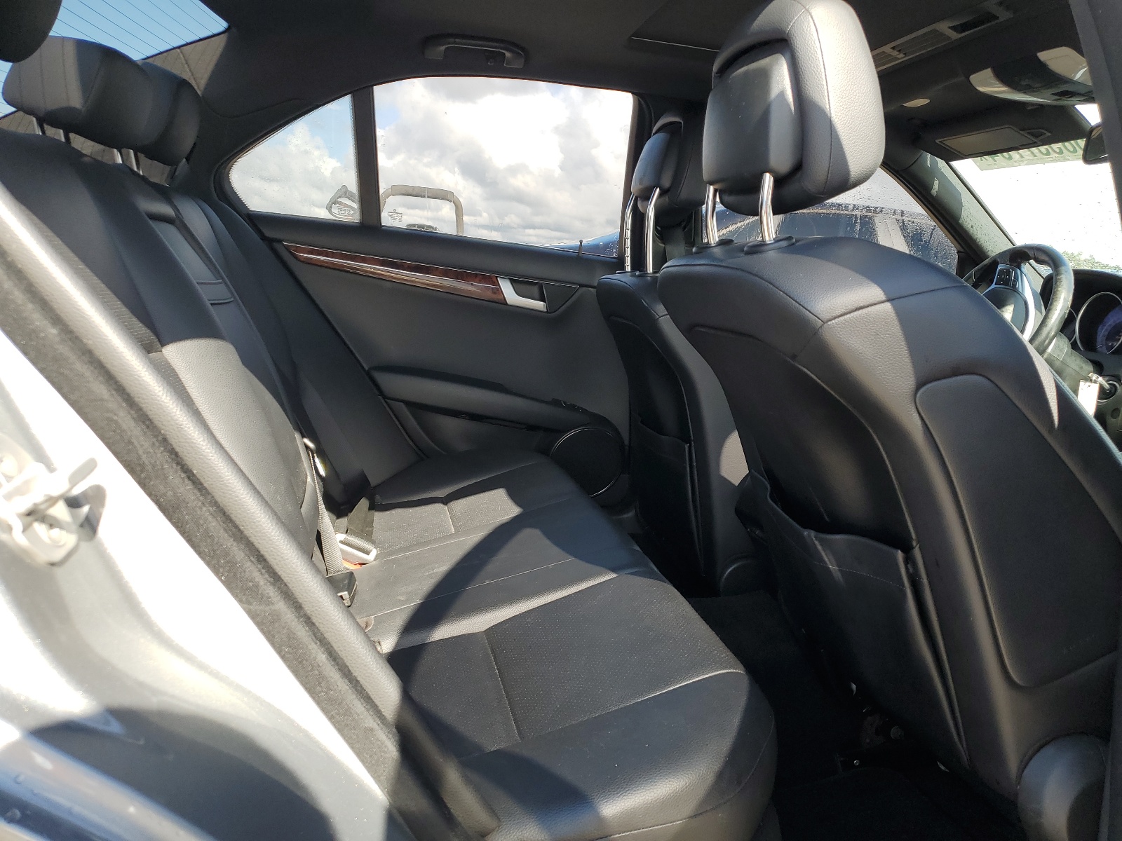 WDDGF8AB4DR242552 2013 Mercedes-Benz C 300 4Matic