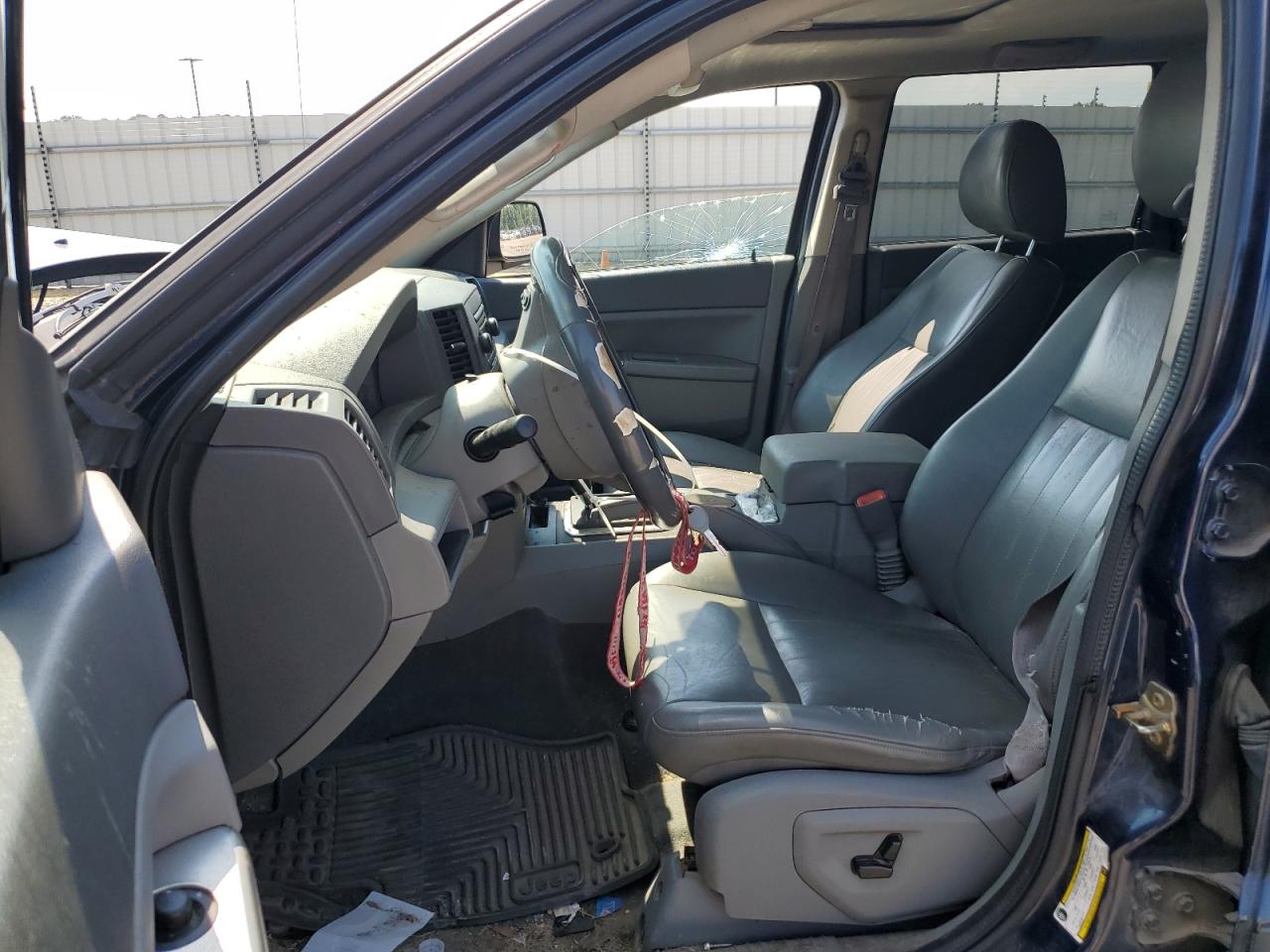 2005 Jeep Grand Cherokee Laredo VIN: 1J4GR48K85C593737 Lot: 60206784