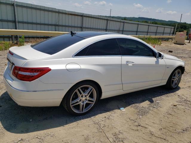  MERCEDES-BENZ E-CLASS 2012 Biały