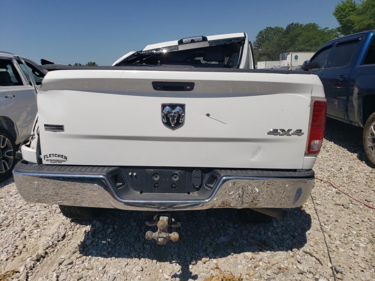 3C6UR5NJ3JG252142 2018 Ram 2500 Laramie