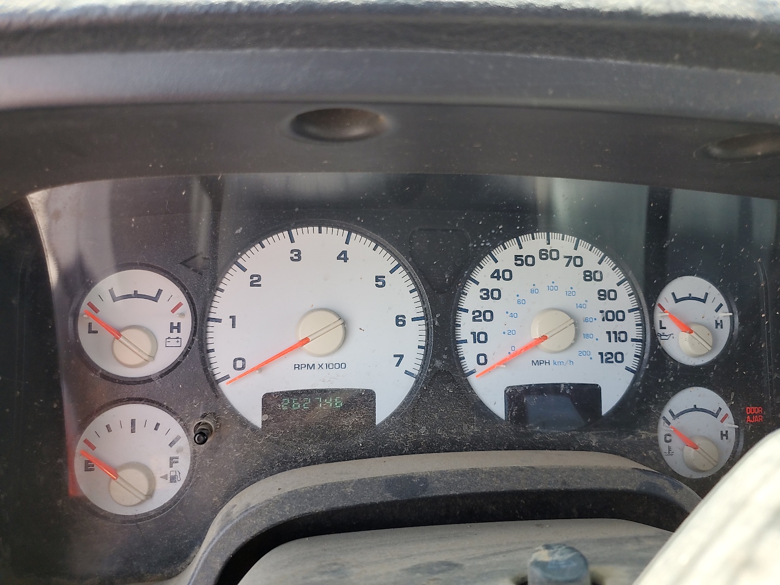 1D7HA18D54J264933 2004 Dodge Ram 1500 St