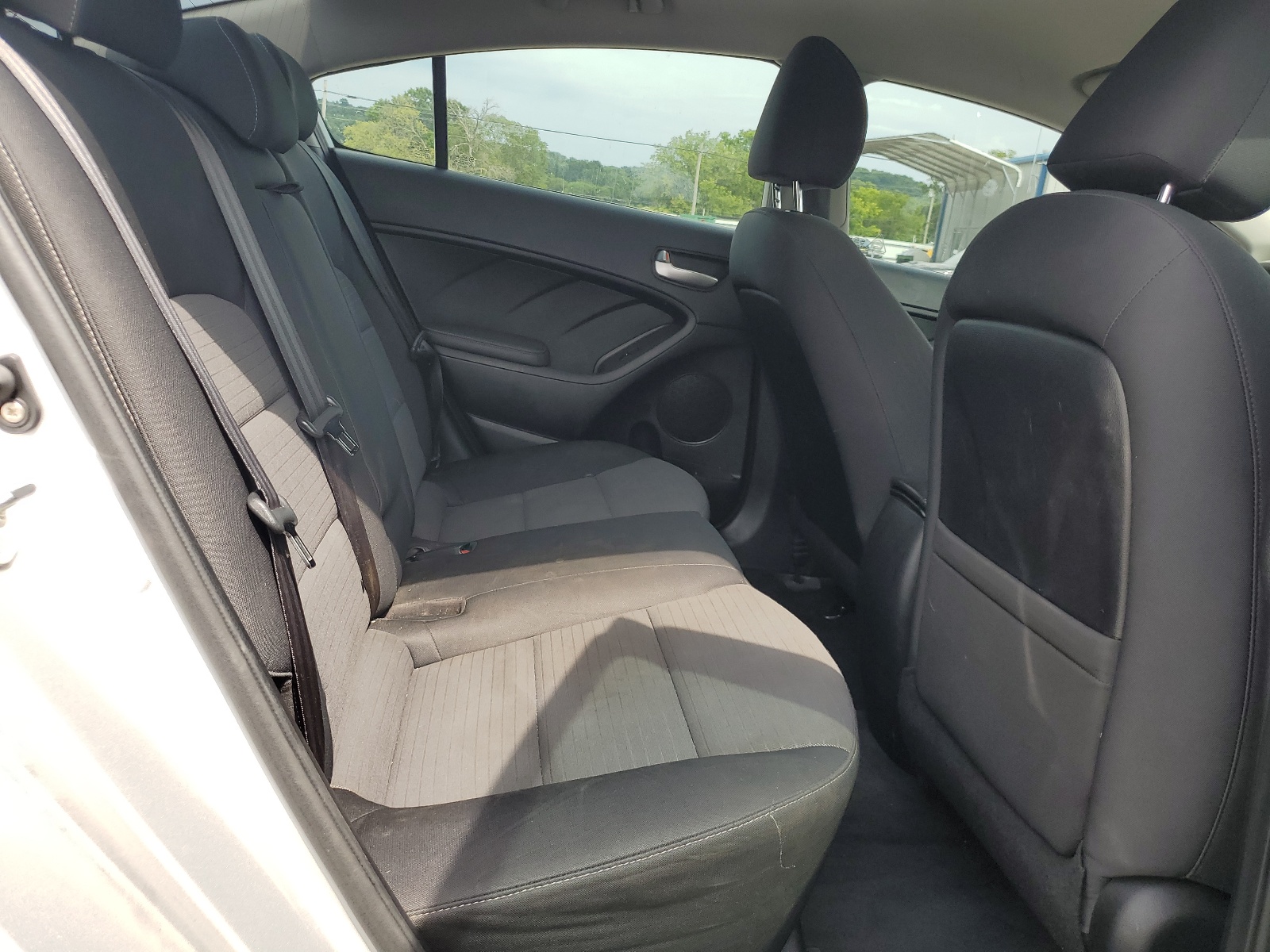 3KPFL4A72JE194995 2018 Kia Forte Lx