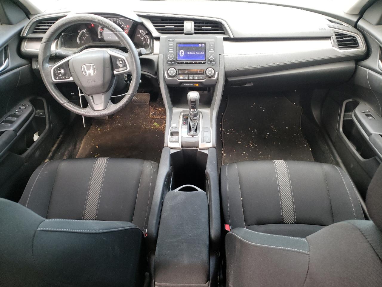 19XFC2F56JE012128 2018 Honda Civic Lx