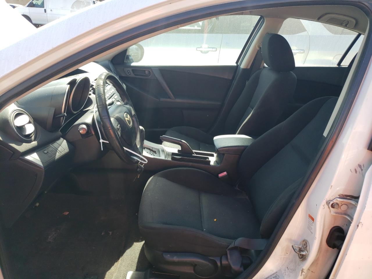 2011 Mazda 3 I VIN: JM1BL1UG9B1415764 Lot: 60747744