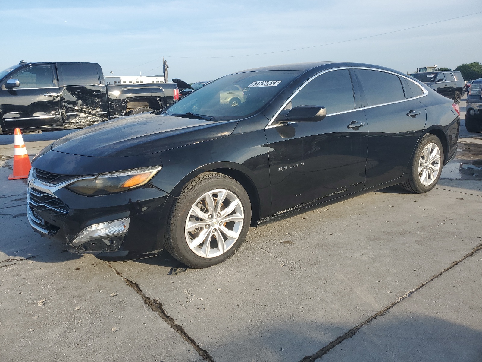 2019 Chevrolet Malibu Lt vin: 1G1ZD5ST5KF142269