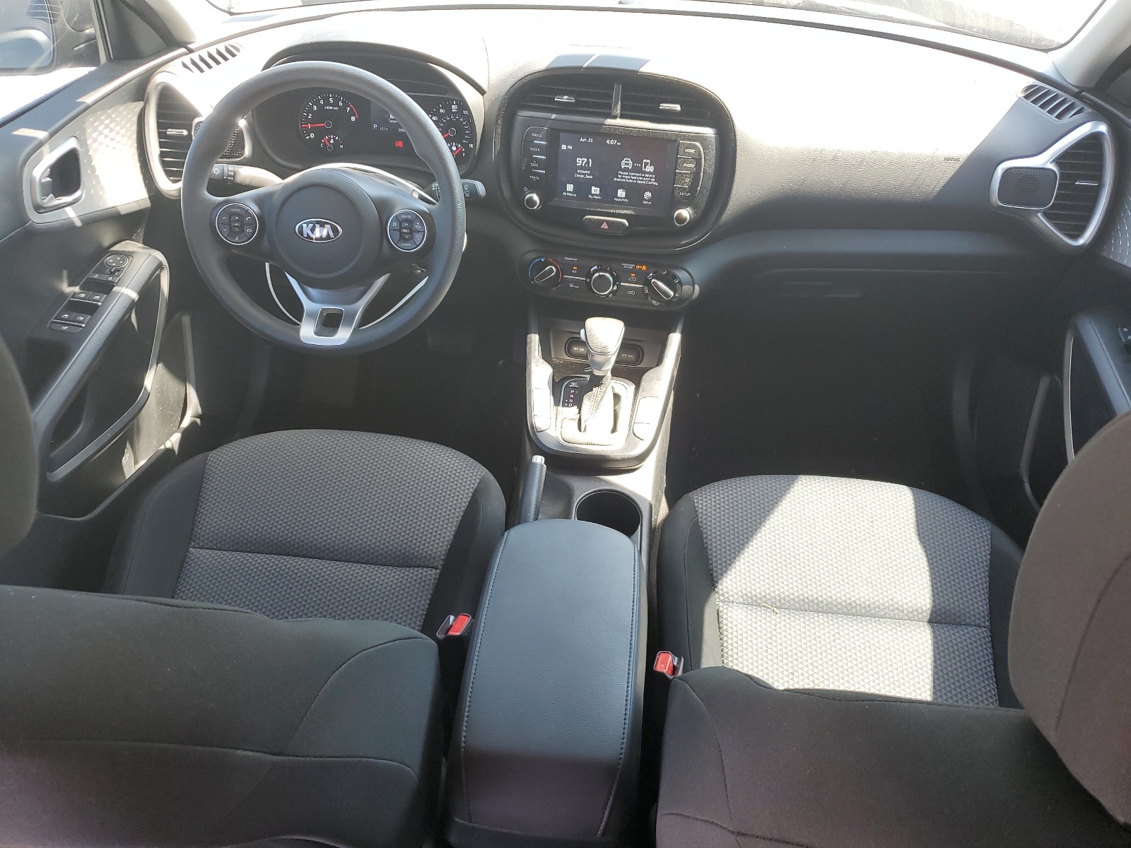 KNDJ23AU5M7779278 2021 Kia Soul Lx