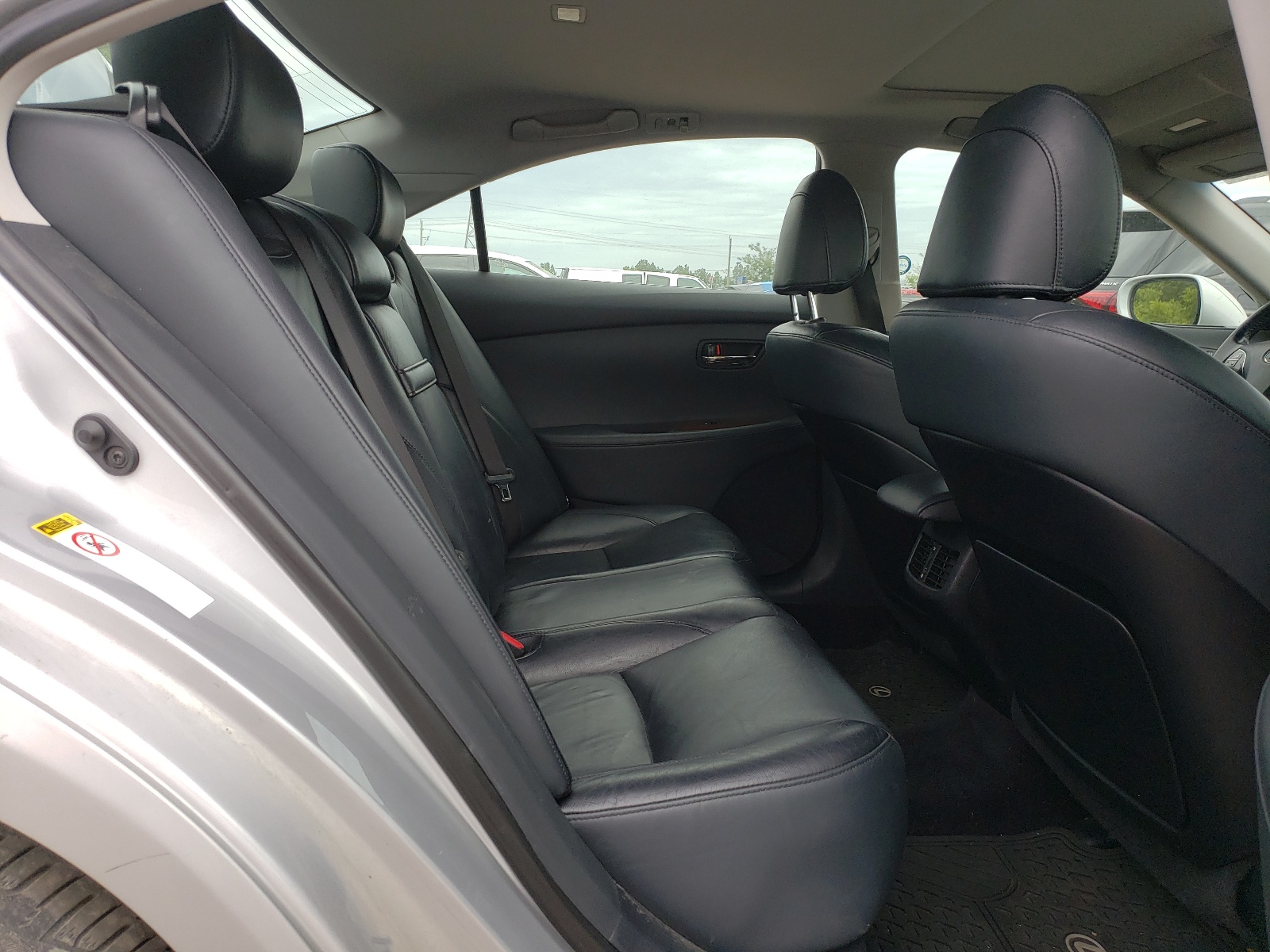 JTHBK1EG2B2428284 2011 Lexus Es 350