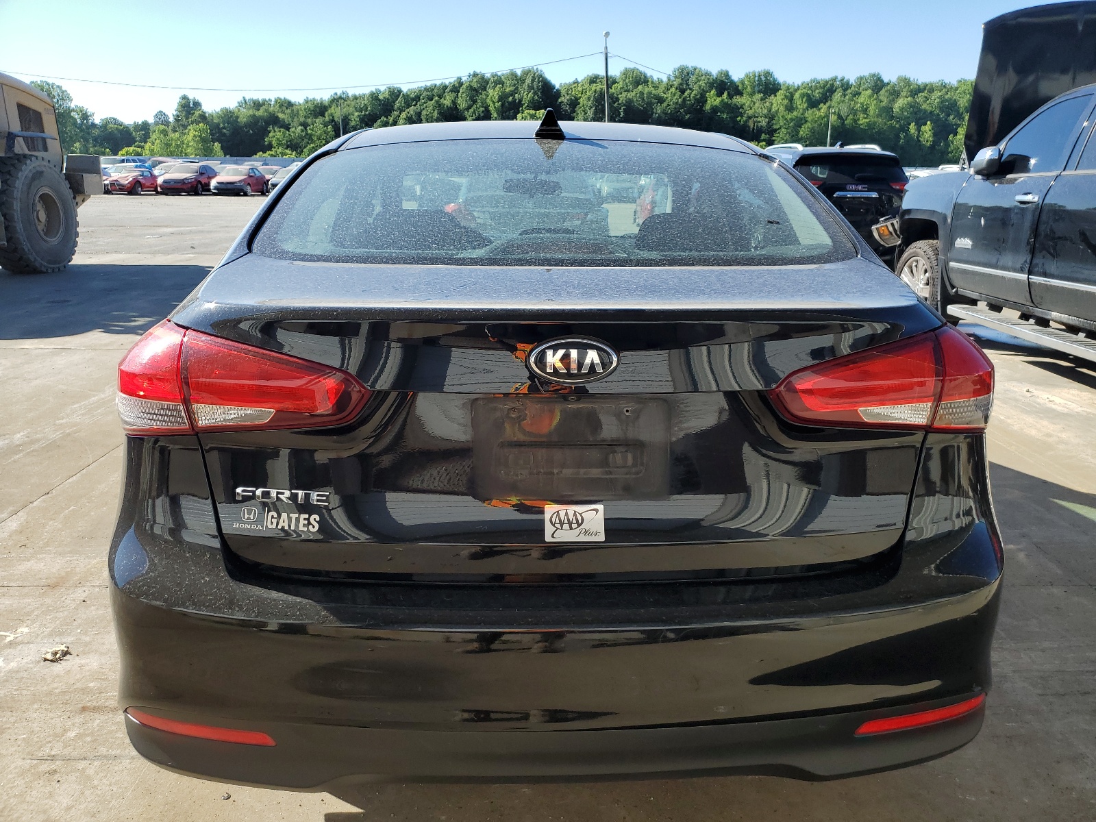3KPFL4A71JE241417 2018 Kia Forte Lx