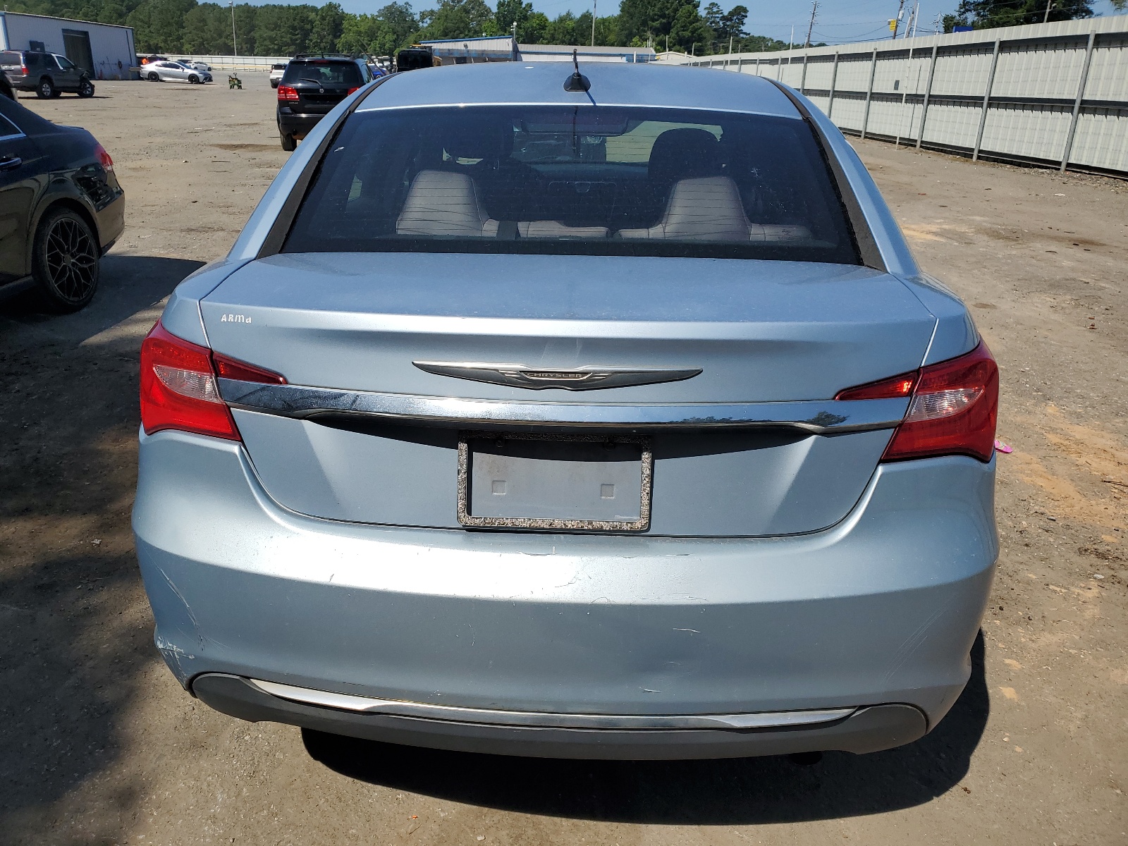 2014 Chrysler 200 Lx vin: 1C3CCBABXEN124307