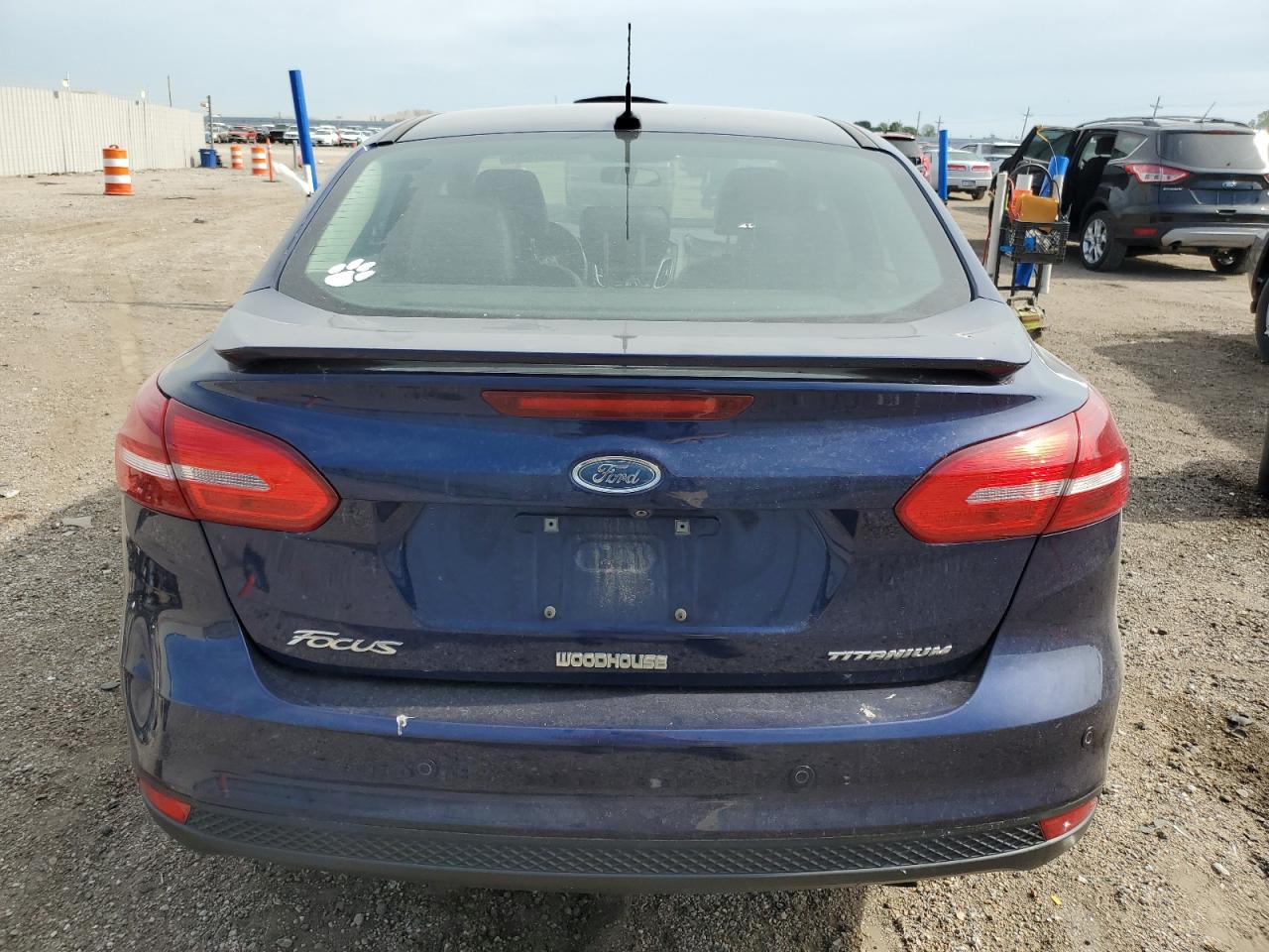 1FADP3J24HL210714 2017 Ford Focus Titanium