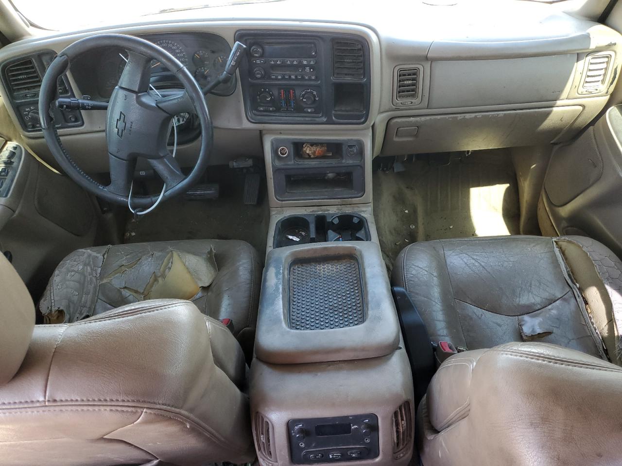 2004 Chevrolet Silverado - Image 8