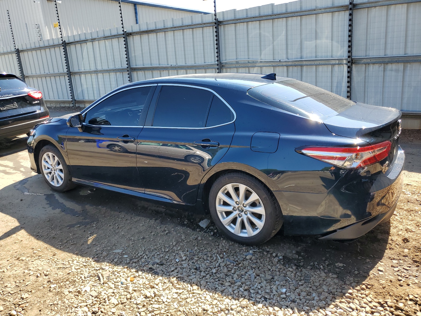 2020 Toyota Camry Le vin: 4T1C11AK7LU897293