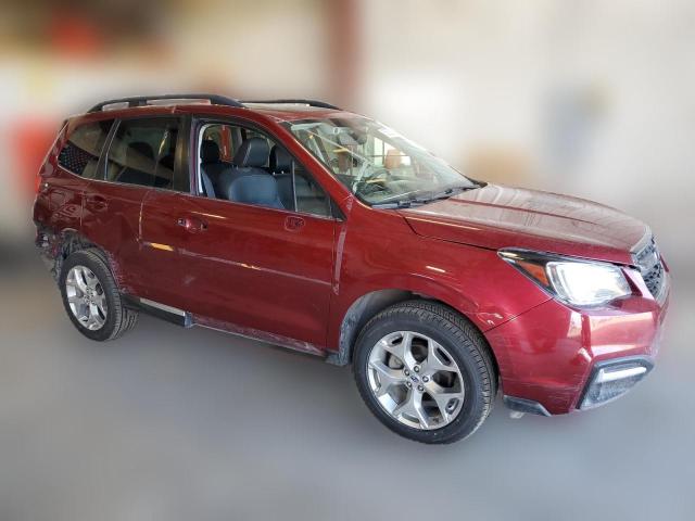  SUBARU FORESTER 2018 Красный