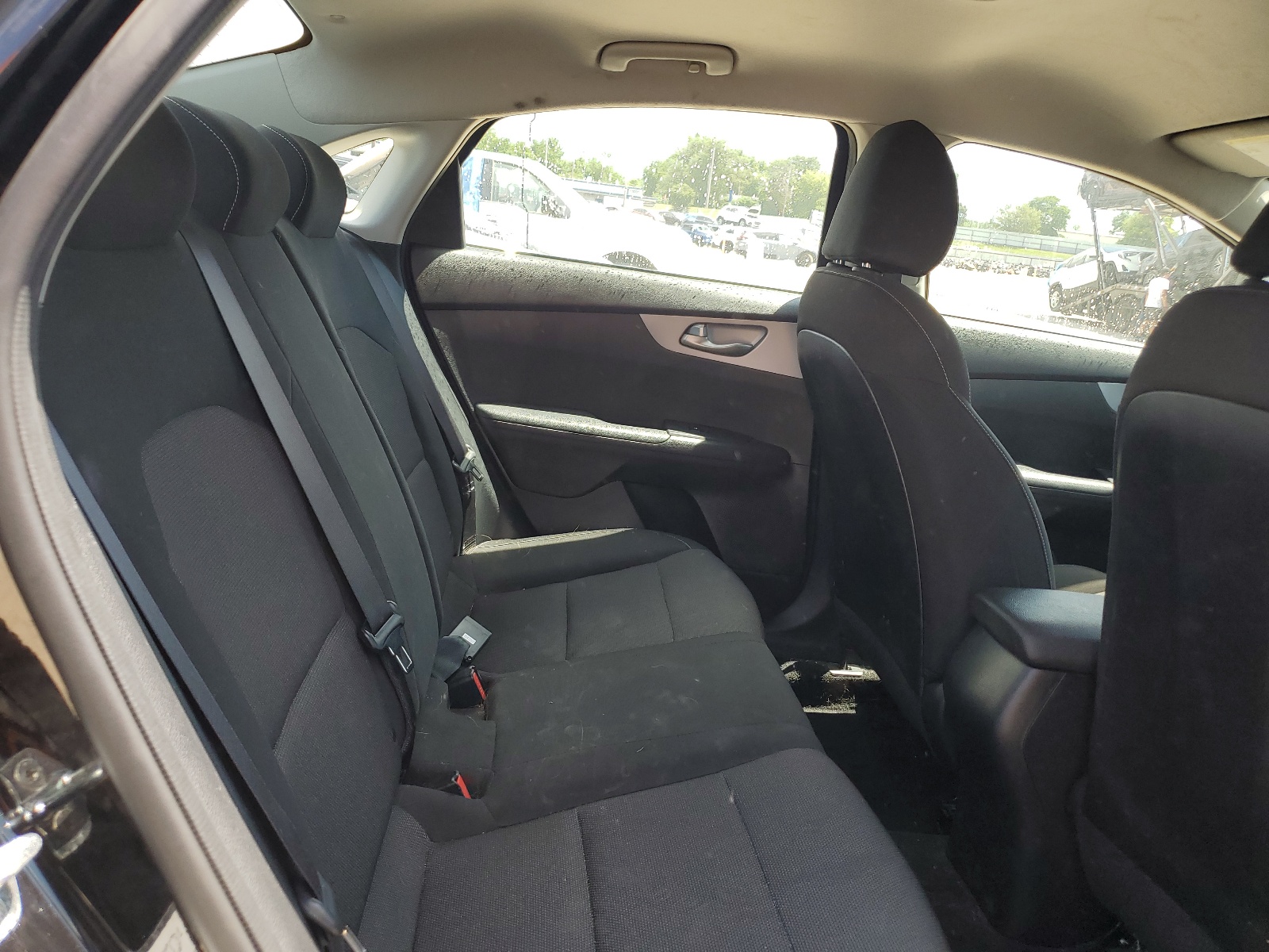 3KPF24AD5NE417268 2022 Kia Forte Fe