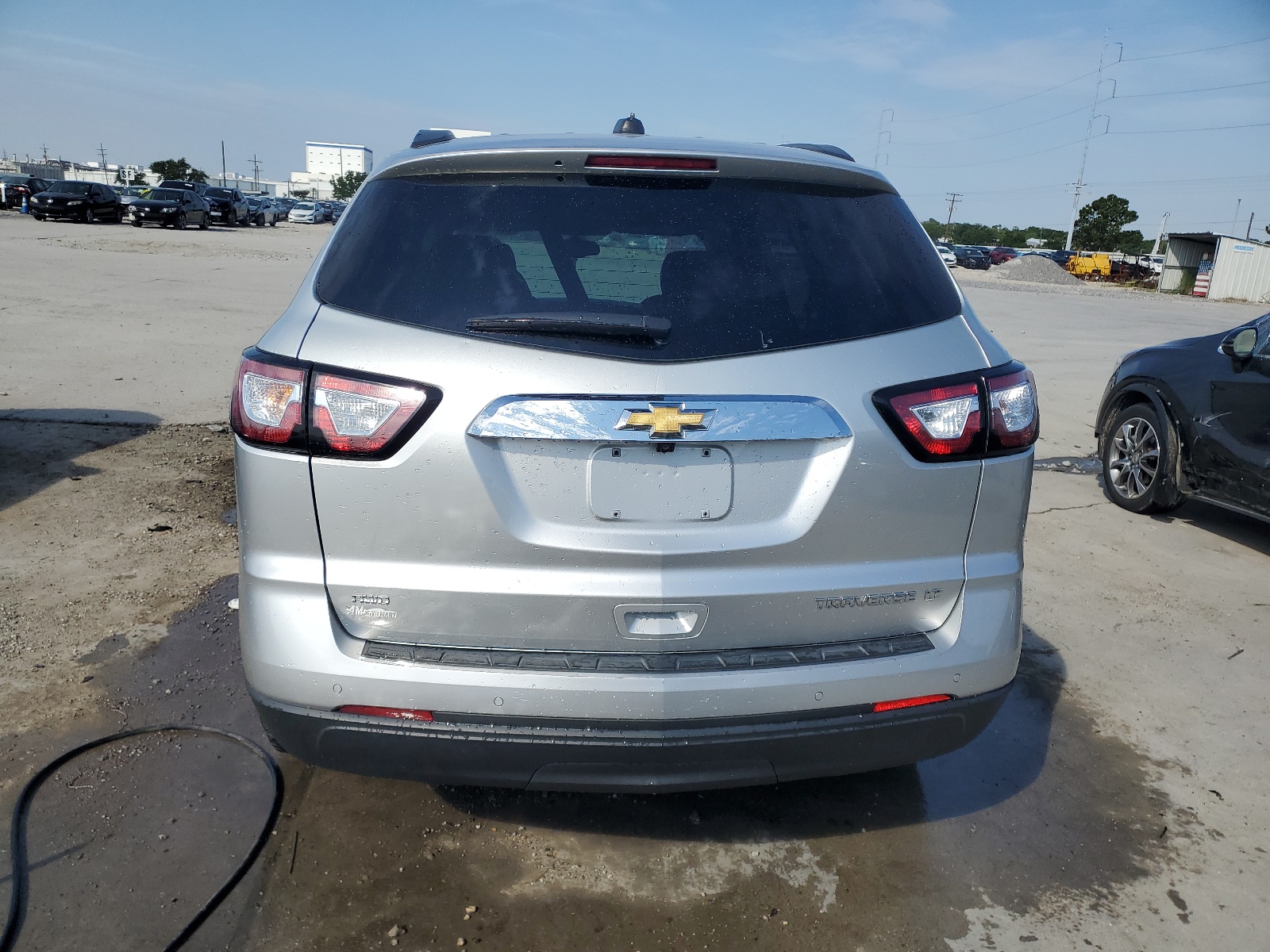 1GNKVHKD5GJ221176 2016 Chevrolet Traverse Lt