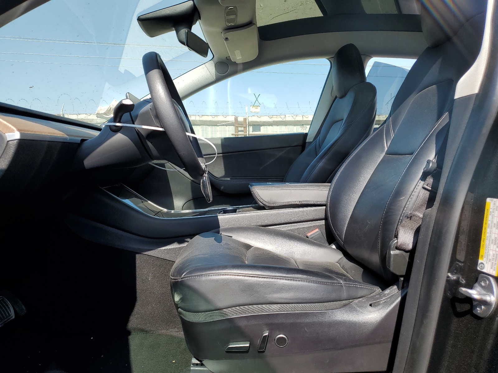 5YJYGDEE9MF115522 2021 Tesla Model Y