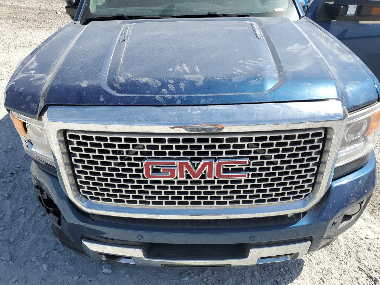 1GT12UE87GF304809 2016 GMC Sierra K2500 Denali