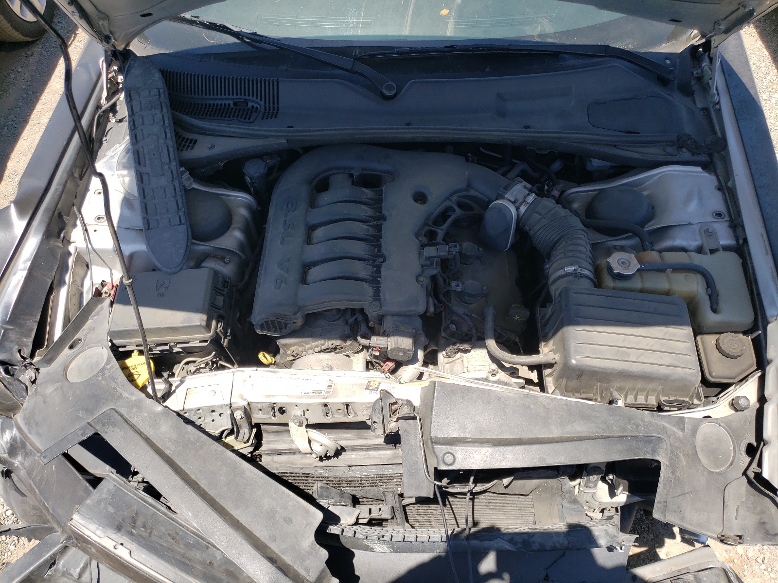 2B3CJ4DVXAH129370 2010 Dodge Challenger Se