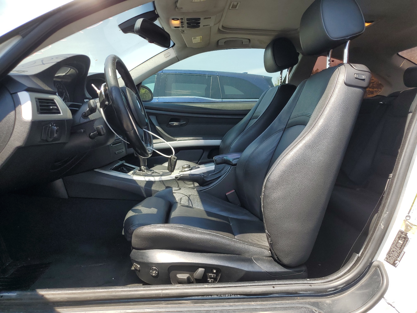 WBAWC33538PD08910 2008 BMW 328 Xi