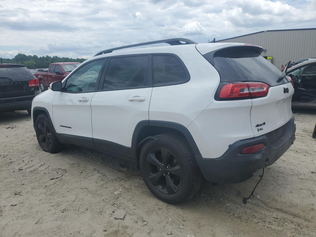 2016 Jeep Cherokee Latitude VIN: 1C4PJMCSXGW197931 Lot: 60305514