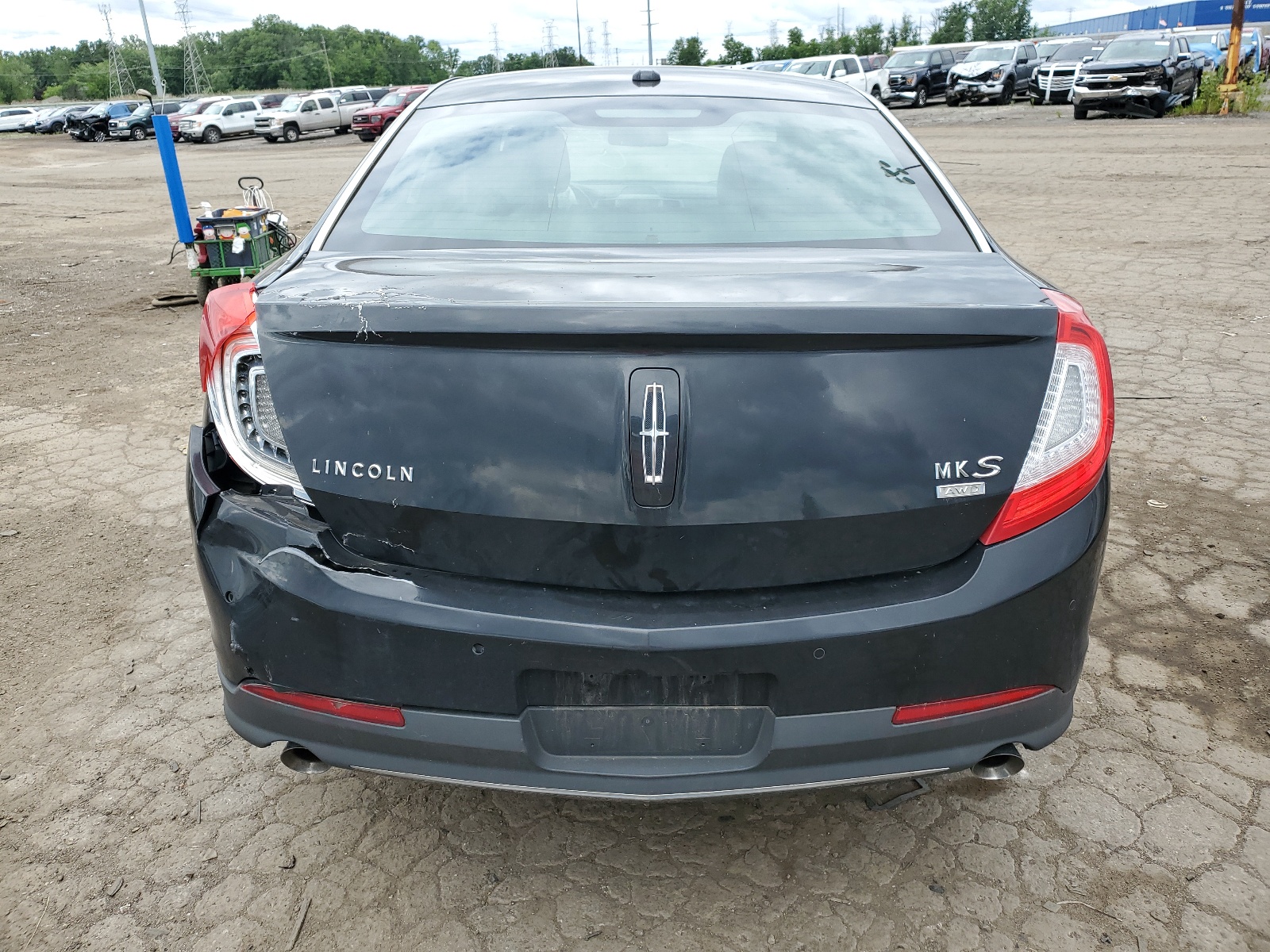 1LNHL9EK0DG605377 2013 Lincoln Mks