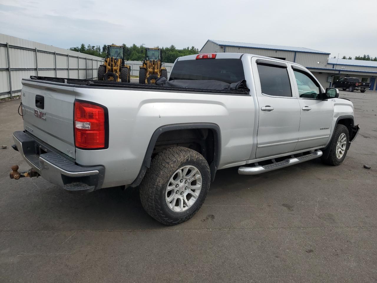 2015 GMC Sierra - Image 3