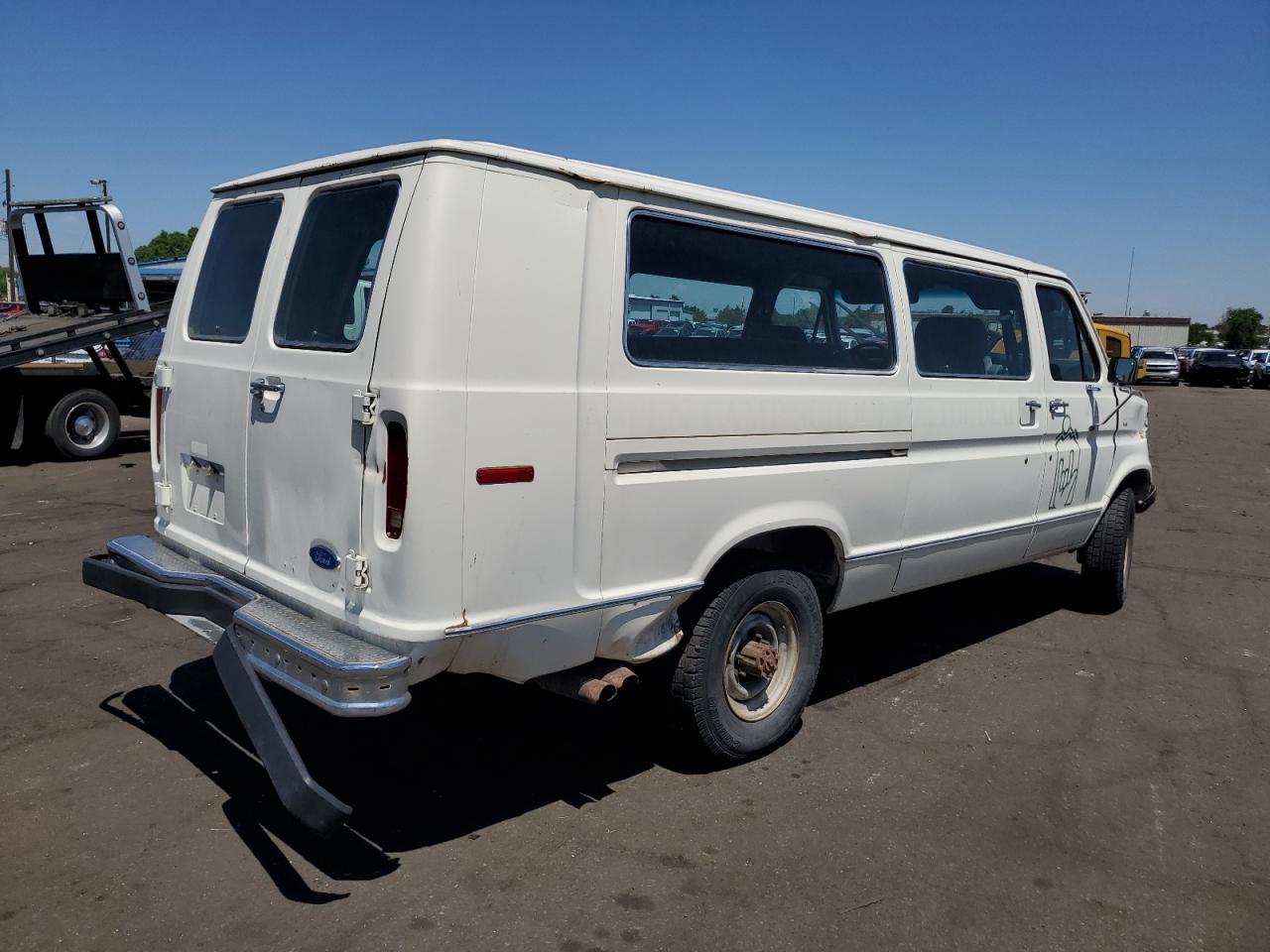 1990 Ford Econoline - Image 3