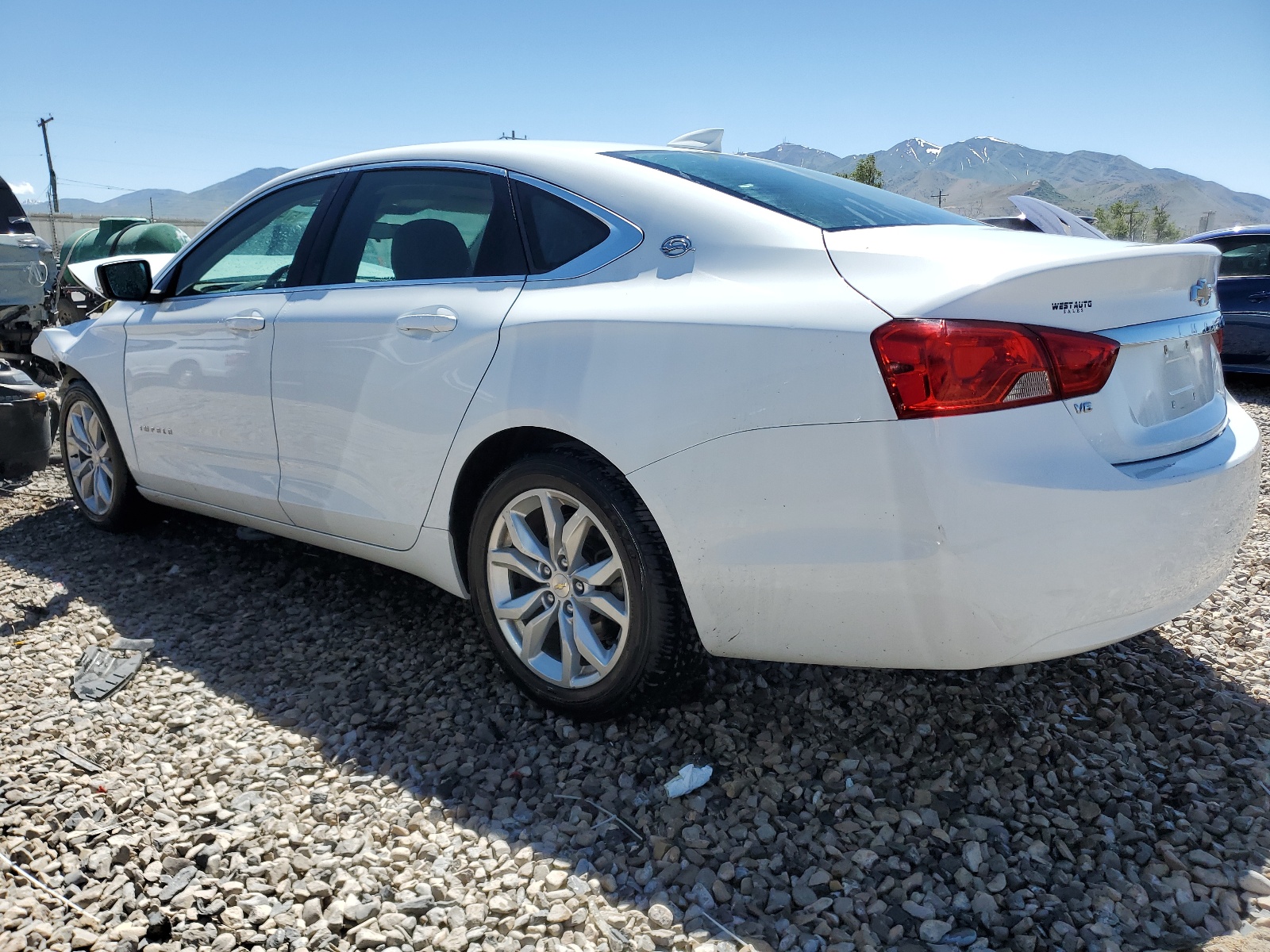 2017 Chevrolet Impala Lt vin: 2G1105S34H9187116