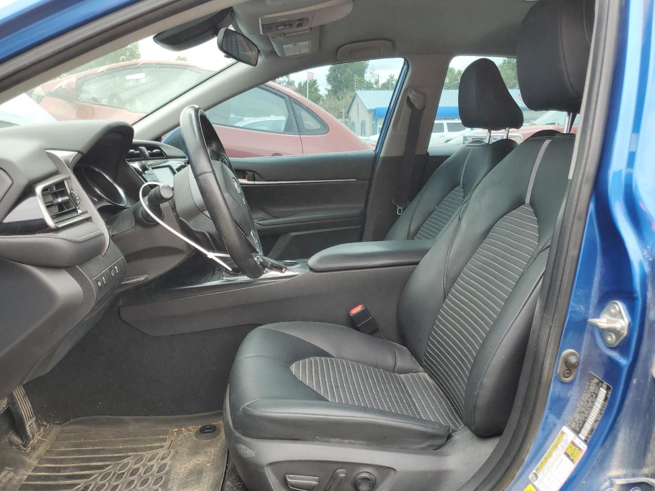 2020 Toyota Camry - Image 7