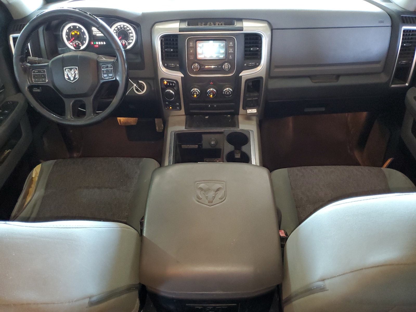 1C6RR7GG9FS664441 2015 Ram 1500 Slt