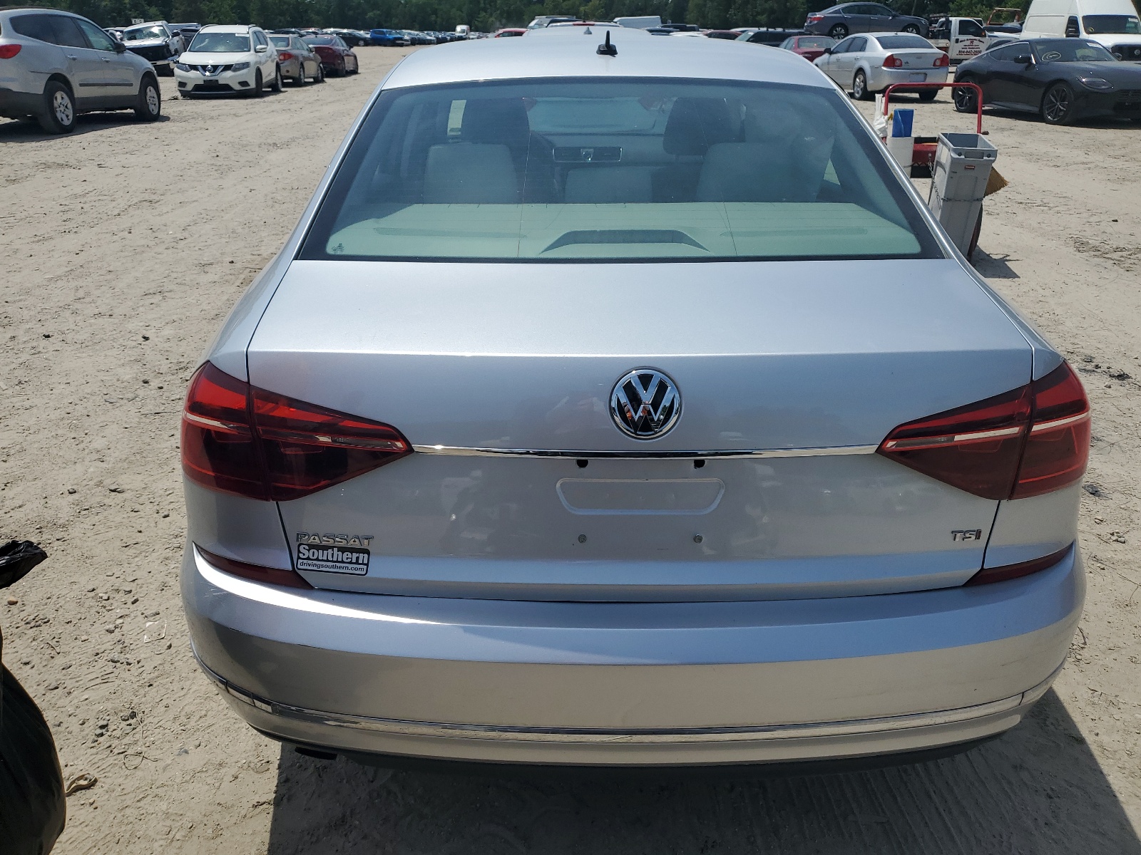 1VWAT7A39HC059133 2017 Volkswagen Passat S