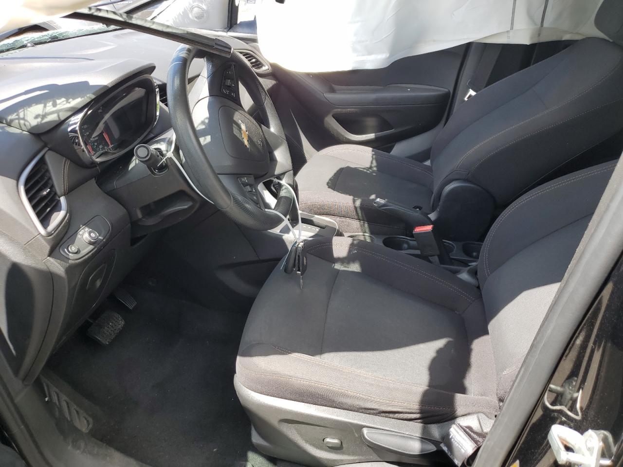 2019 Chevrolet Trax Ls VIN: 3GNCJNSB2KL212644 Lot: 60874084